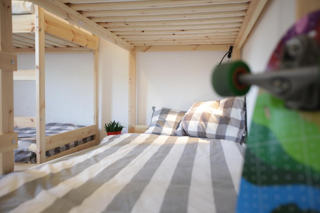 Hostel Moka Surfhouse Ericeira Pokoj fotografie
